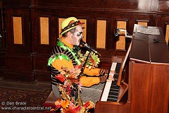 Halloween Pianist